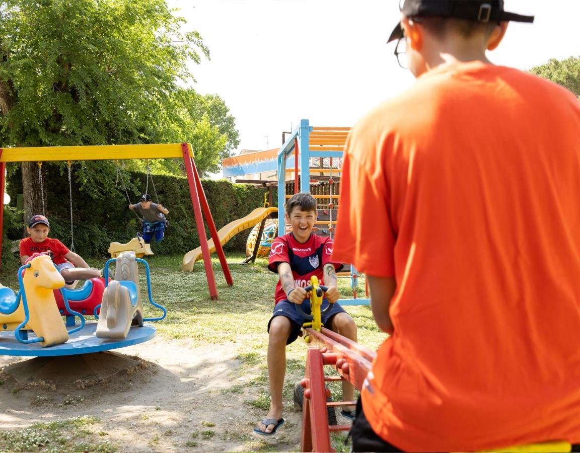 Camping Classe Village Lido di Dante Luaran gambar